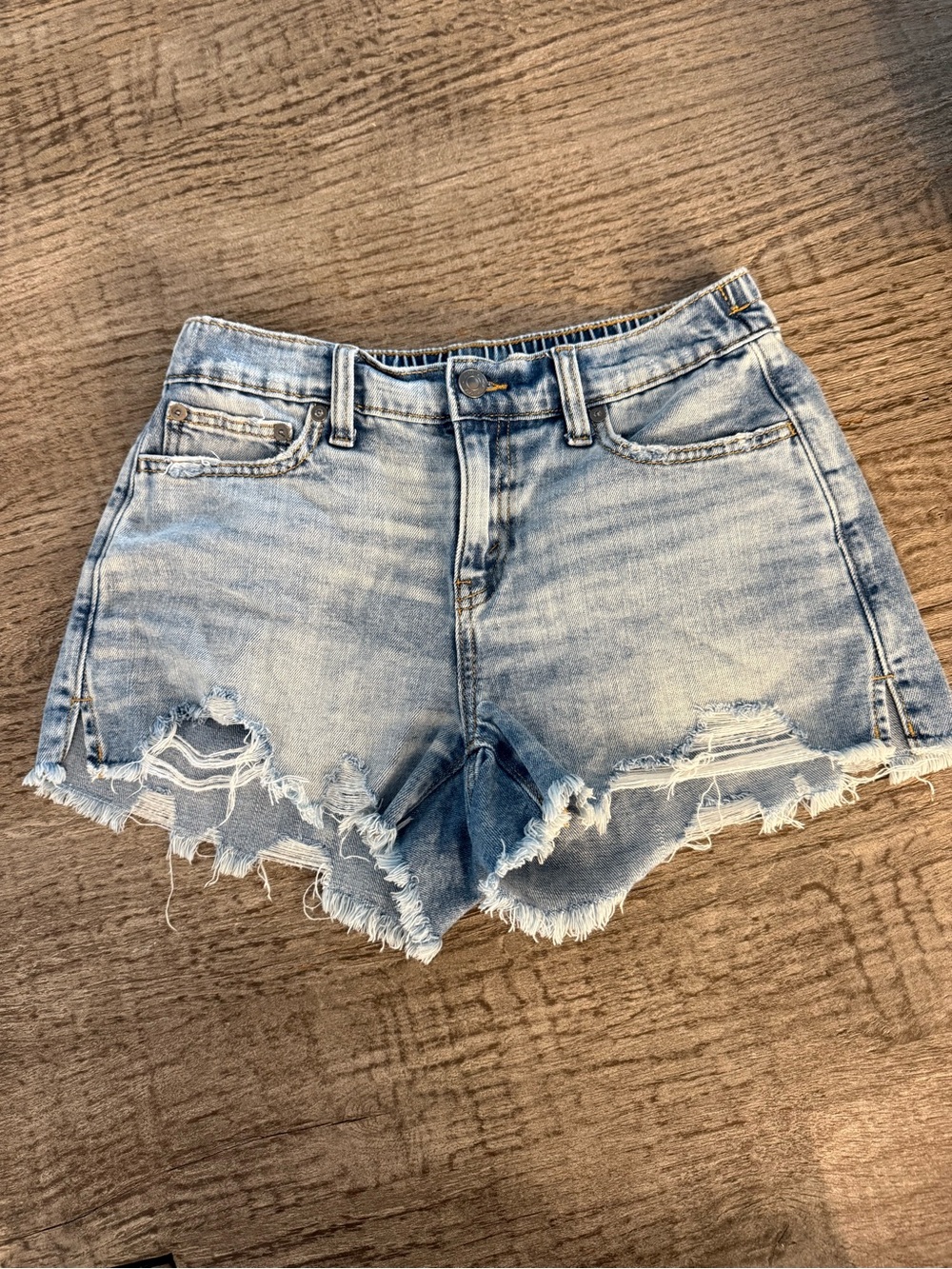 aerie Daydream denim distressed shorts size XS